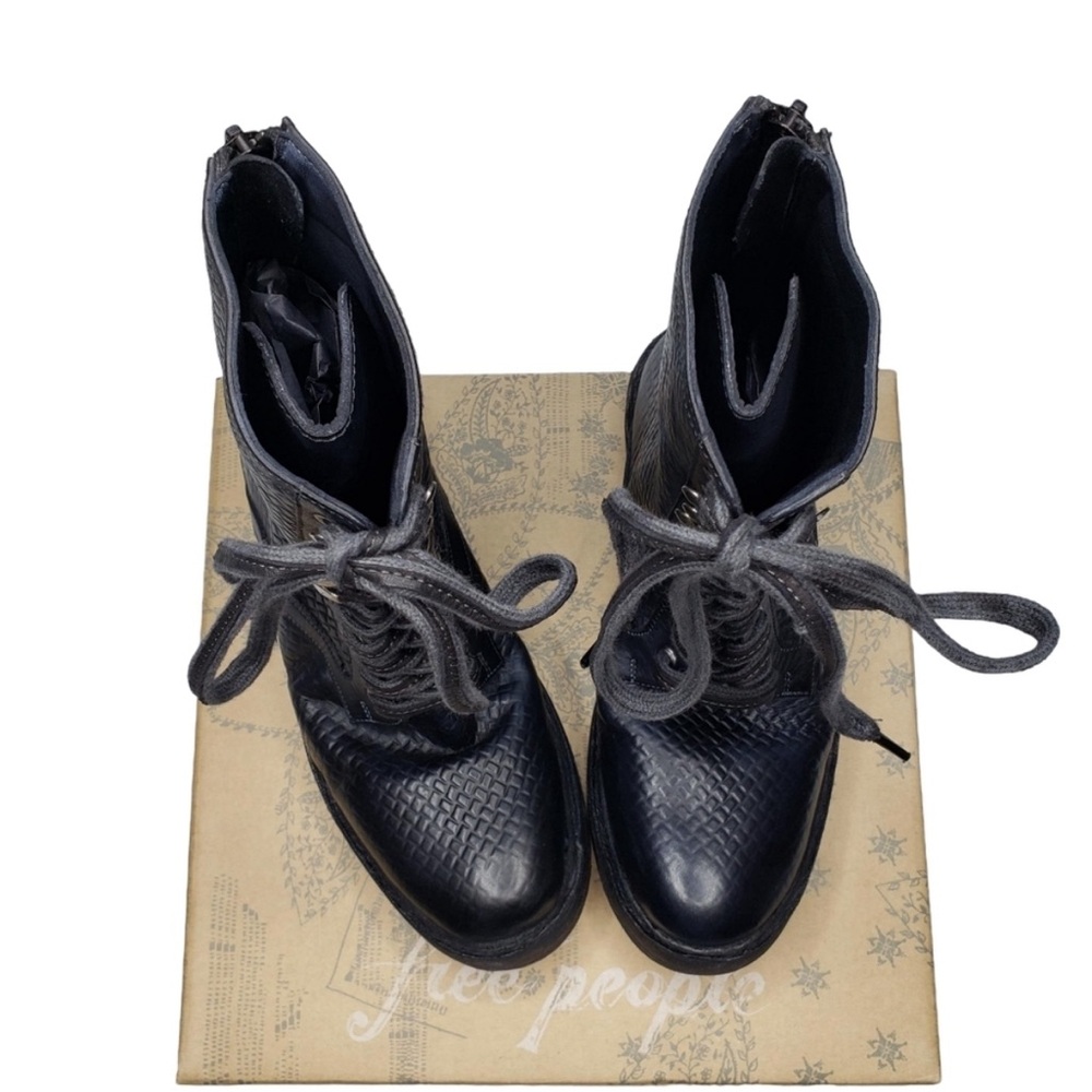 Free People | NWT NIB Leather Black Santa Fe Lace-Up Moto Combat Boot Women's 8